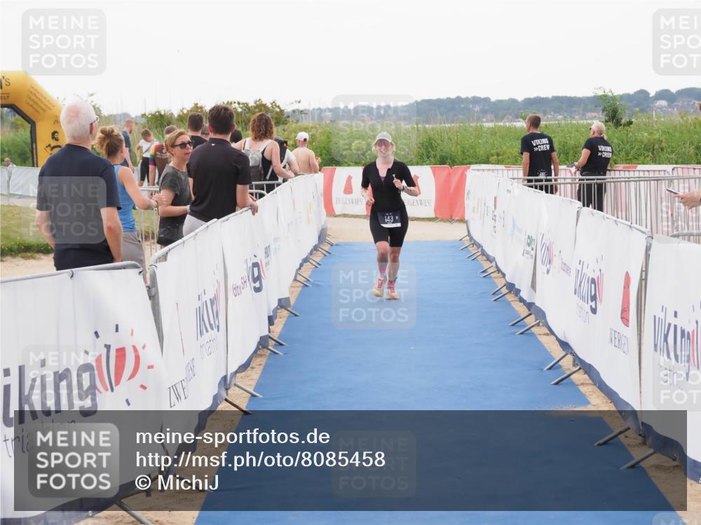 22.06.2025 - Viking Triathlon MichiJ http://msf.ph/oto/8085458 22.06.2025 16:21:26 Ziel 143 meine-sportfotos.de