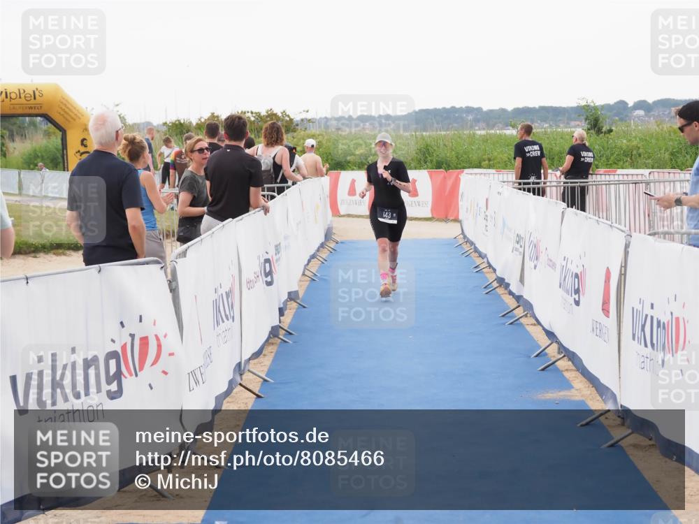22.06.2025 - Viking Triathlon MichiJ http://msf.ph/oto/8085466 22.06.2025 16:21:26 Ziel 143 meine-sportfotos.de