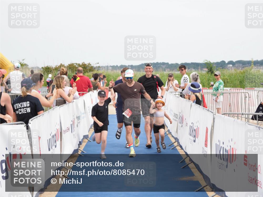 22.06.2025 - Viking Triathlon MichiJ http://msf.ph/oto/8085470 22.06.2025 14:52:13 Ziel 420, 645 meine-sportfotos.de