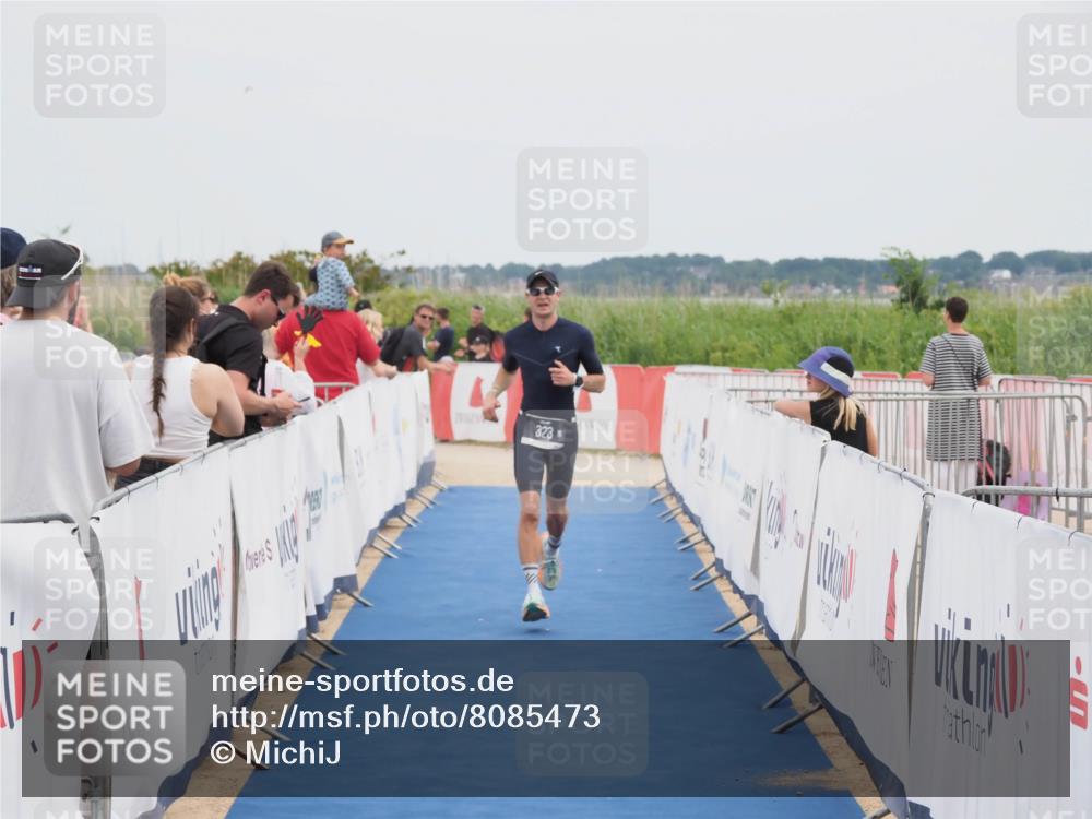 22.06.2025 - Viking Triathlon MichiJ http://msf.ph/oto/8085473 22.06.2025 14:45:37 Ziel 323 meine-sportfotos.de