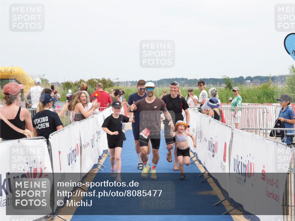 22.06.2025 - Viking Triathlon MichiJ http://msf.ph/oto/8085477 22.06.2025 14:52:13 Ziel 420, 645 meine-sportfotos.de