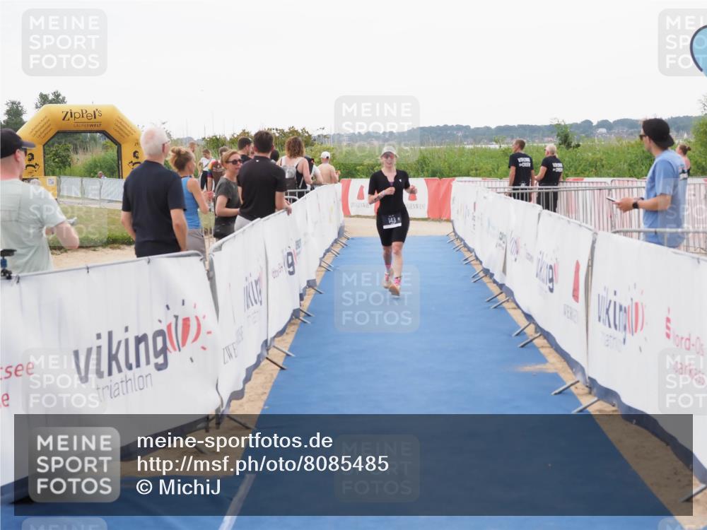 22.06.2025 - Viking Triathlon MichiJ http://msf.ph/oto/8085485 22.06.2025 16:21:26 Ziel 143 meine-sportfotos.de