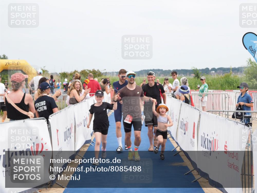 22.06.2025 - Viking Triathlon MichiJ http://msf.ph/oto/8085498 22.06.2025 14:52:14 Ziel 420, 645 meine-sportfotos.de