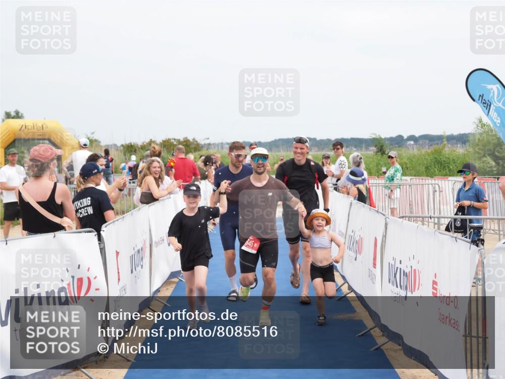 22.06.2025 - Viking Triathlon MichiJ http://msf.ph/oto/8085516 22.06.2025 14:52:14 Ziel 420, 645 meine-sportfotos.de