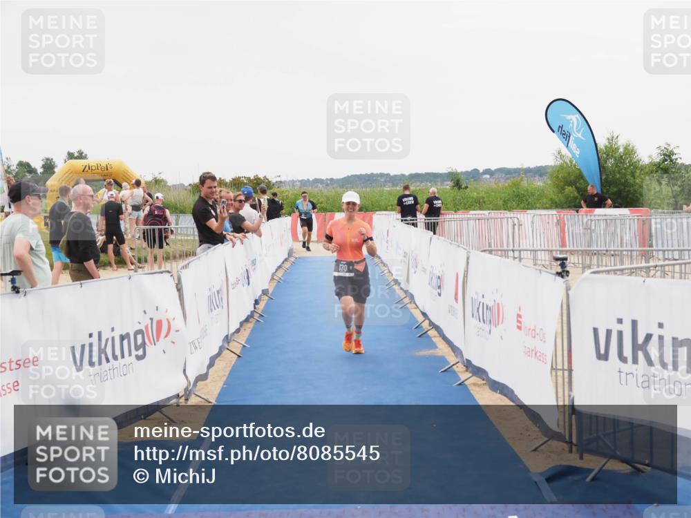 22.06.2025 - Viking Triathlon MichiJ http://msf.ph/oto/8085545 22.06.2025 16:13:29 Ziel 130, 467 meine-sportfotos.de