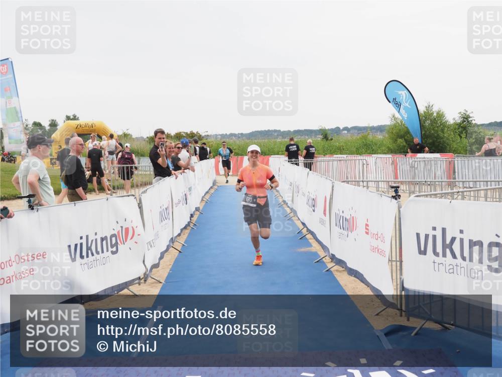 22.06.2025 - Viking Triathlon MichiJ http://msf.ph/oto/8085558 22.06.2025 16:13:29 Ziel 130, 467 meine-sportfotos.de