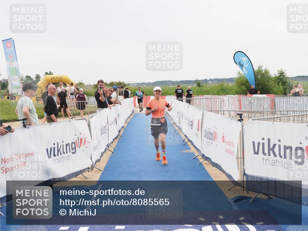 22.06.2025 - Viking Triathlon MichiJ http://msf.ph/oto/8085565 22.06.2025 16:13:29 Ziel 130, 467 meine-sportfotos.de
