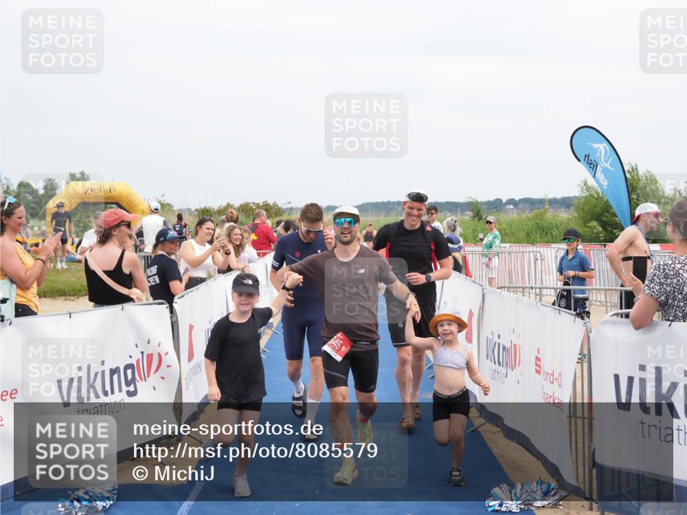 22.06.2025 - Viking Triathlon MichiJ http://msf.ph/oto/8085579 22.06.2025 14:52:15 Ziel 420, 645 meine-sportfotos.de