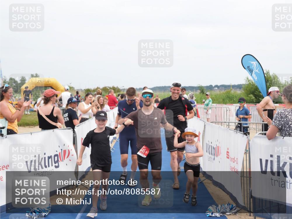 22.06.2025 - Viking Triathlon MichiJ http://msf.ph/oto/8085587 22.06.2025 14:52:15 Ziel 420, 645 meine-sportfotos.de