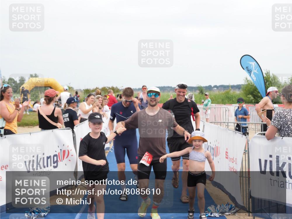 22.06.2025 - Viking Triathlon MichiJ http://msf.ph/oto/8085610 22.06.2025 14:52:15 Ziel 420, 645 meine-sportfotos.de