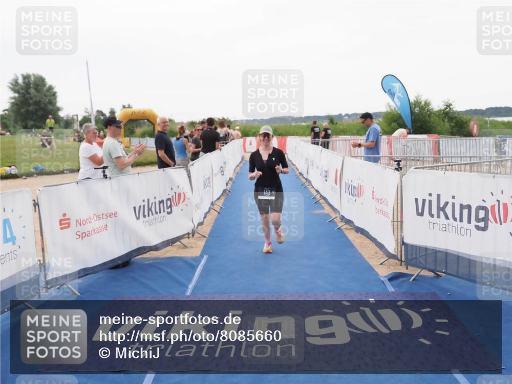 22.06.2025 - Viking Triathlon MichiJ http://msf.ph/oto/8085660 22.06.2025 16:21:29 Ziel 143 meine-sportfotos.de