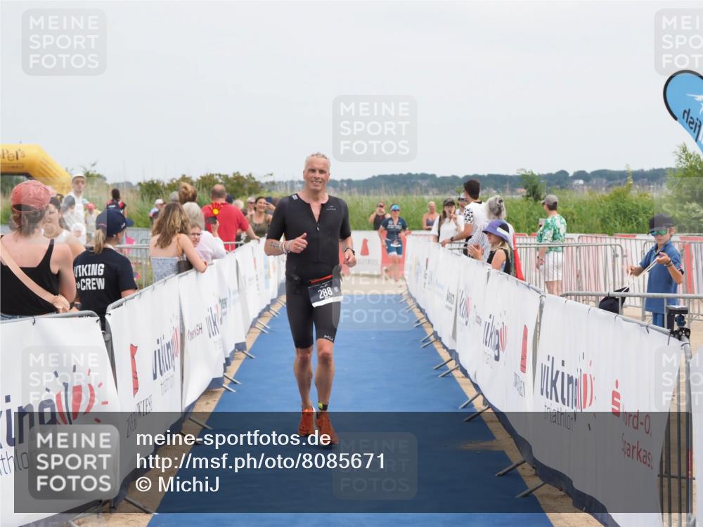 22.06.2025 - Viking Triathlon MichiJ http://msf.ph/oto/8085671 22.06.2025 14:52:21 Ziel 288, 420 meine-sportfotos.de