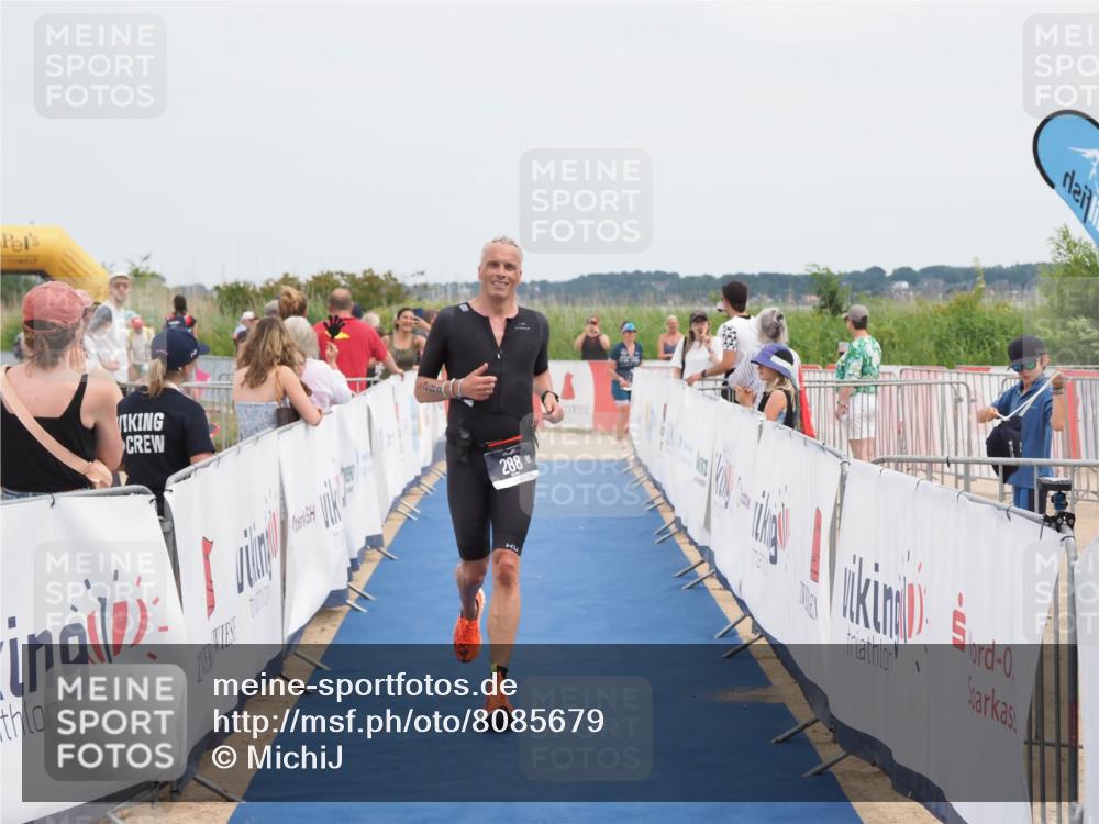 22.06.2025 - Viking Triathlon MichiJ http://msf.ph/oto/8085679 22.06.2025 14:52:21 Ziel 288, 420 meine-sportfotos.de