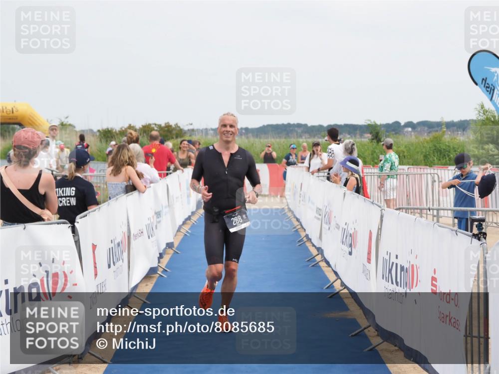 22.06.2025 - Viking Triathlon MichiJ http://msf.ph/oto/8085685 22.06.2025 14:52:21 Ziel 288, 420 meine-sportfotos.de