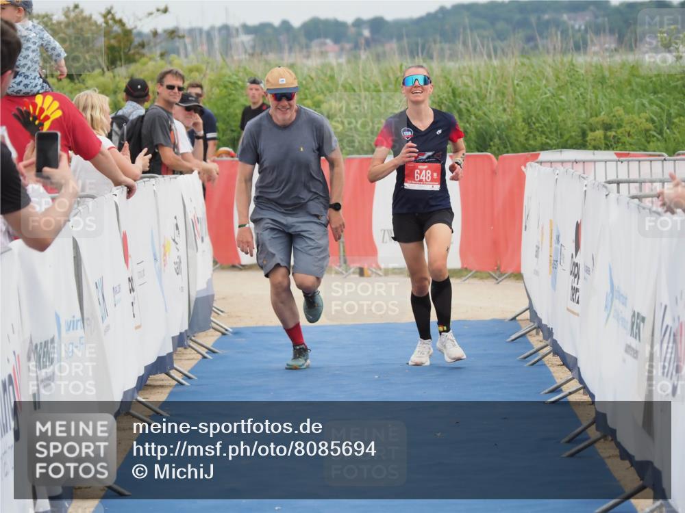 22.06.2025 - Viking Triathlon MichiJ http://msf.ph/oto/8085694 22.06.2025 14:46:19 Ziel 648 meine-sportfotos.de