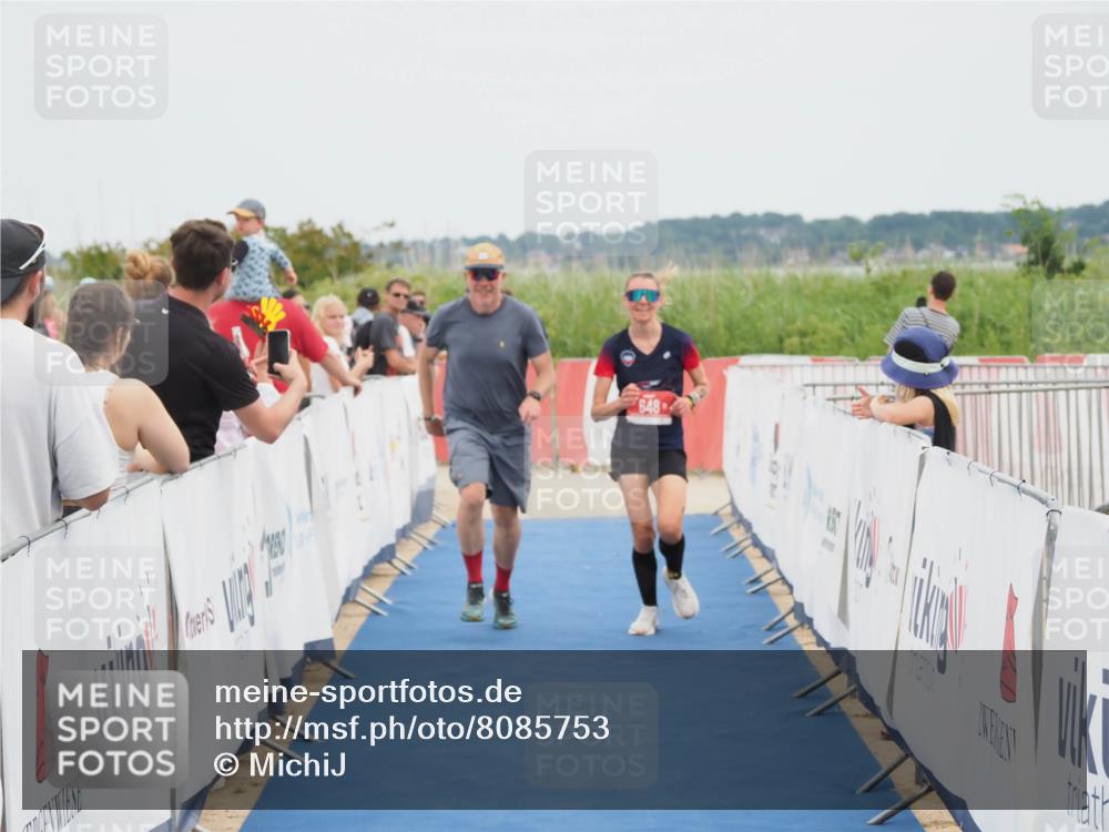 22.06.2025 - Viking Triathlon MichiJ http://msf.ph/oto/8085753 22.06.2025 14:46:20 Ziel 648 meine-sportfotos.de
