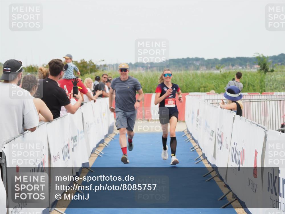 22.06.2025 - Viking Triathlon MichiJ http://msf.ph/oto/8085757 22.06.2025 14:46:21 Ziel 648 meine-sportfotos.de