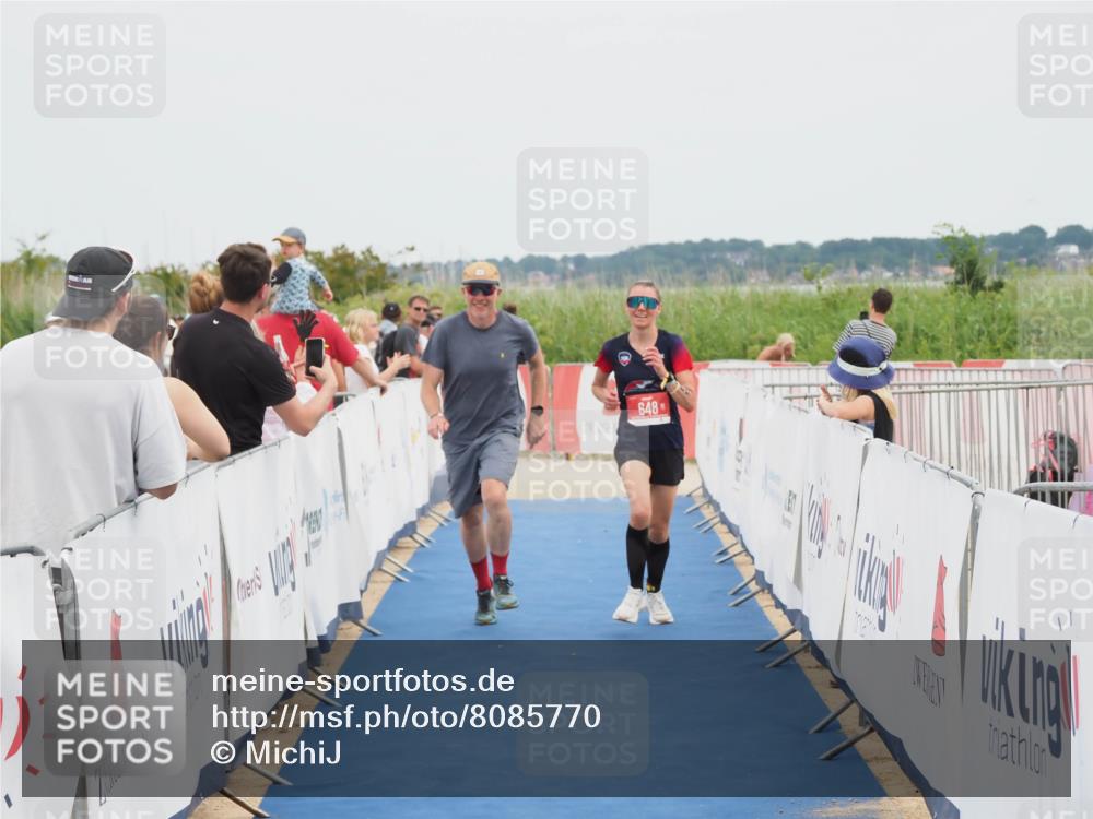 22.06.2025 - Viking Triathlon MichiJ http://msf.ph/oto/8085770 22.06.2025 14:46:21 Ziel 648 meine-sportfotos.de
