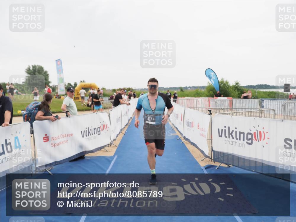 22.06.2025 - Viking Triathlon MichiJ http://msf.ph/oto/8085789 22.06.2025 16:13:36 Ziel 76, 467 meine-sportfotos.de