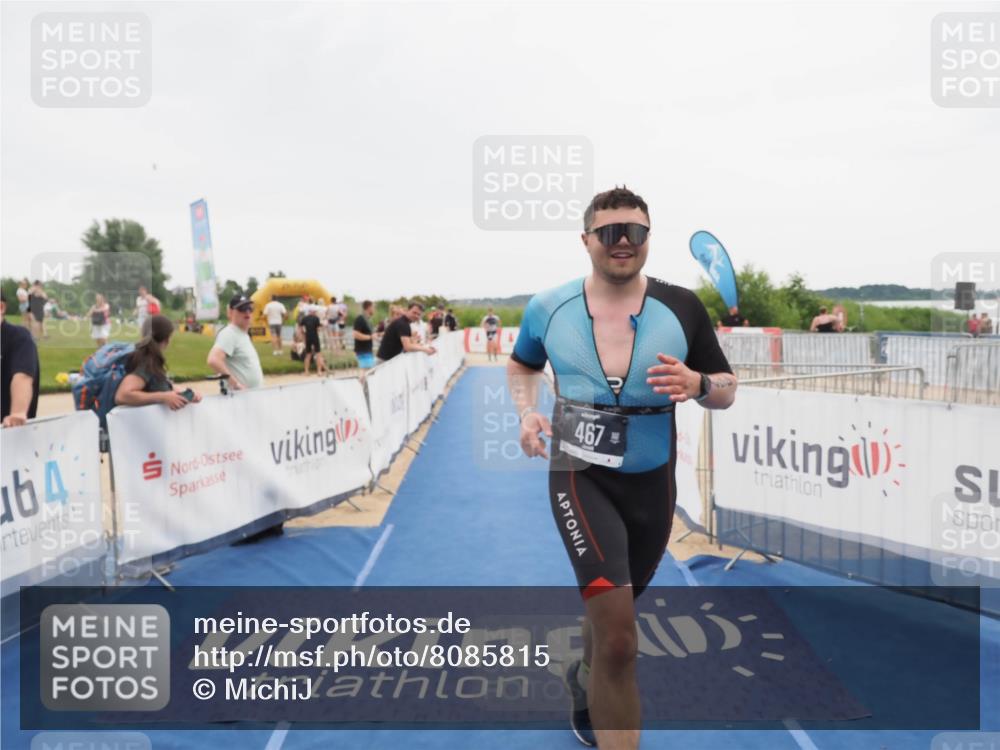 22.06.2025 - Viking Triathlon MichiJ http://msf.ph/oto/8085815 22.06.2025 16:13:37 Ziel 76, 467 meine-sportfotos.de