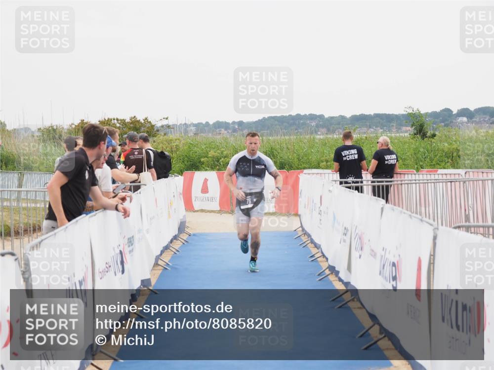 22.06.2025 - Viking Triathlon MichiJ http://msf.ph/oto/8085820 22.06.2025 16:13:40 Ziel 76, 467 meine-sportfotos.de
