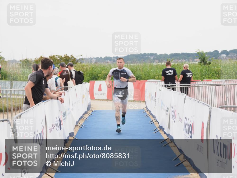 22.06.2025 - Viking Triathlon MichiJ http://msf.ph/oto/8085831 22.06.2025 16:13:40 Ziel 76, 467 meine-sportfotos.de