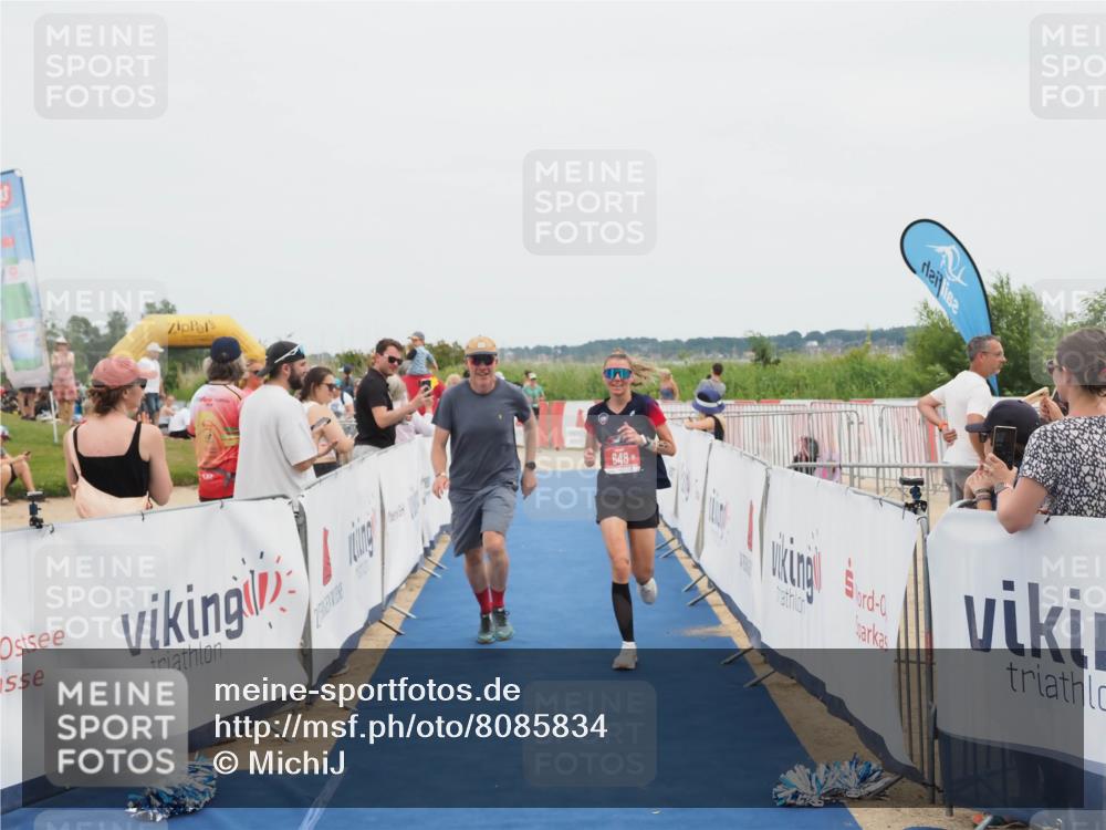 22.06.2025 - Viking Triathlon MichiJ http://msf.ph/oto/8085834 22.06.2025 14:46:22 Ziel 648 meine-sportfotos.de