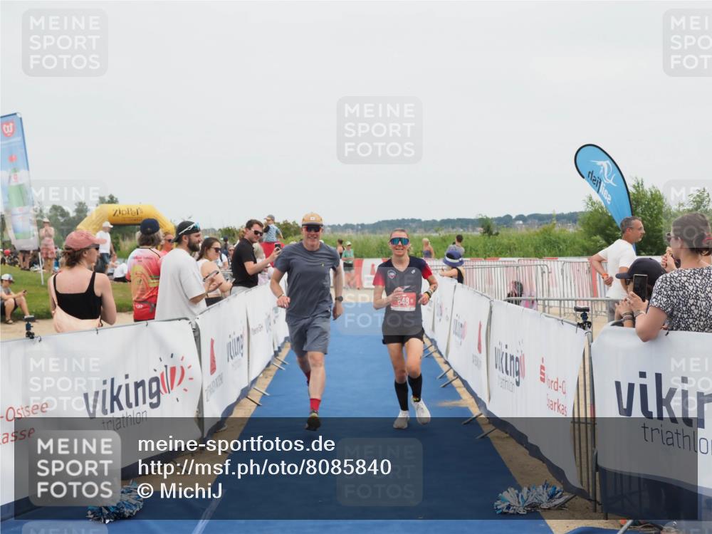 22.06.2025 - Viking Triathlon MichiJ http://msf.ph/oto/8085840 22.06.2025 14:46:22 Ziel 648 meine-sportfotos.de