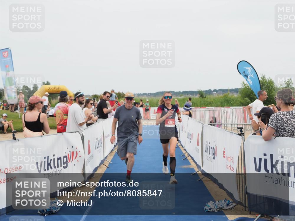 22.06.2025 - Viking Triathlon MichiJ http://msf.ph/oto/8085847 22.06.2025 14:46:23 Ziel 648 meine-sportfotos.de