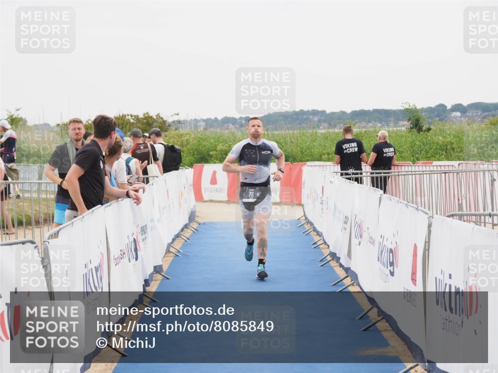 22.06.2025 - Viking Triathlon MichiJ http://msf.ph/oto/8085849 22.06.2025 16:13:41 Ziel 76 meine-sportfotos.de