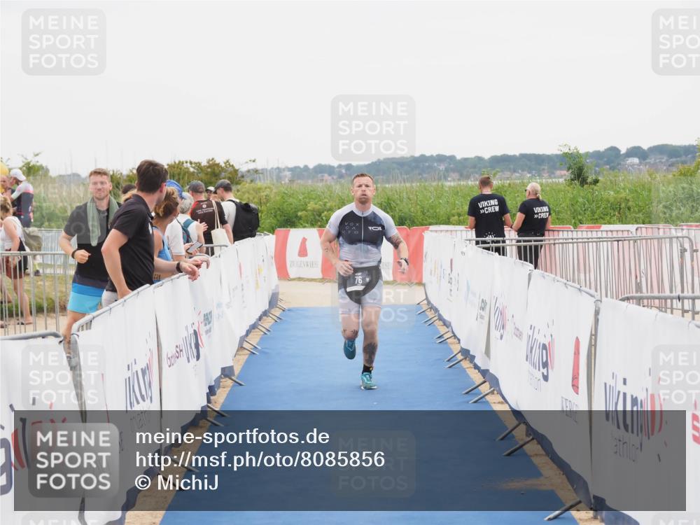 22.06.2025 - Viking Triathlon MichiJ http://msf.ph/oto/8085856 22.06.2025 16:13:41 Ziel 76 meine-sportfotos.de