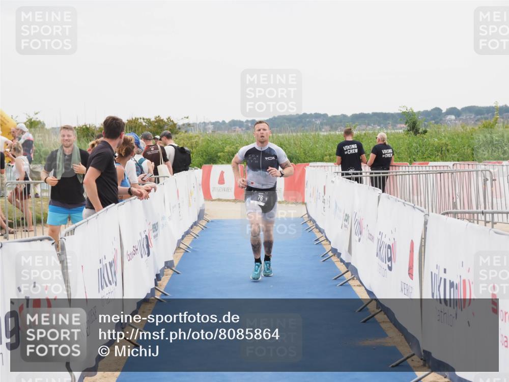 22.06.2025 - Viking Triathlon MichiJ http://msf.ph/oto/8085864 22.06.2025 16:13:41 Ziel 76 meine-sportfotos.de