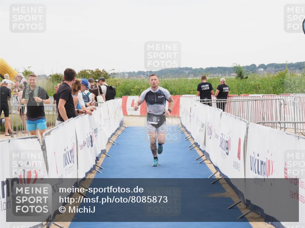 22.06.2025 - Viking Triathlon MichiJ http://msf.ph/oto/8085873 22.06.2025 16:13:41 Ziel 76 meine-sportfotos.de