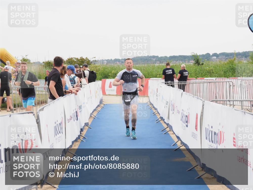 22.06.2025 - Viking Triathlon MichiJ http://msf.ph/oto/8085880 22.06.2025 16:13:41 Ziel 76 meine-sportfotos.de