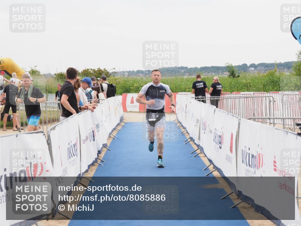 22.06.2025 - Viking Triathlon MichiJ http://msf.ph/oto/8085886 22.06.2025 16:13:41 Ziel 76 meine-sportfotos.de