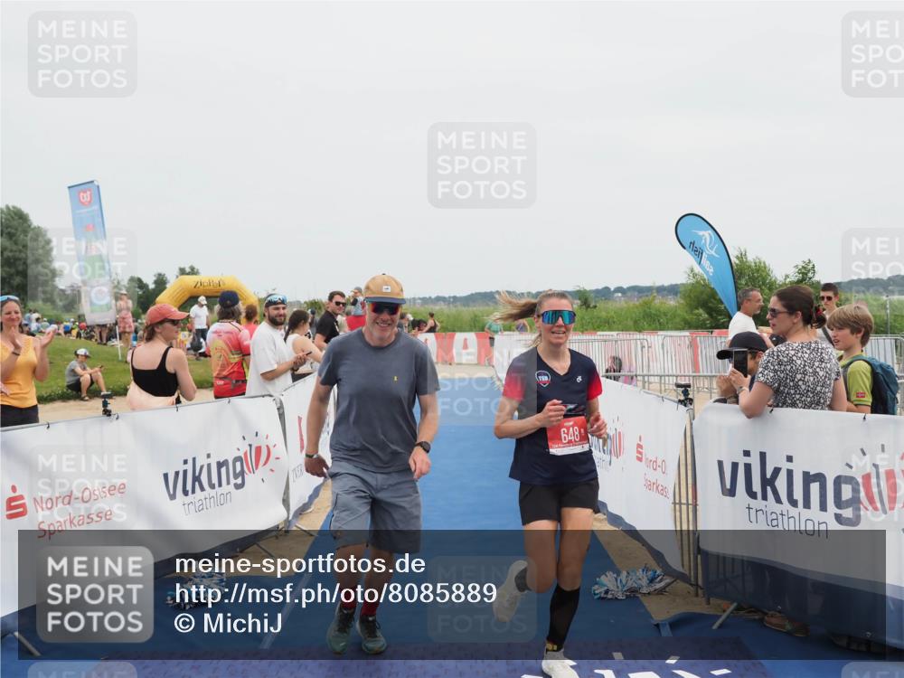 22.06.2025 - Viking Triathlon MichiJ http://msf.ph/oto/8085889 22.06.2025 14:46:23 Ziel 648 meine-sportfotos.de