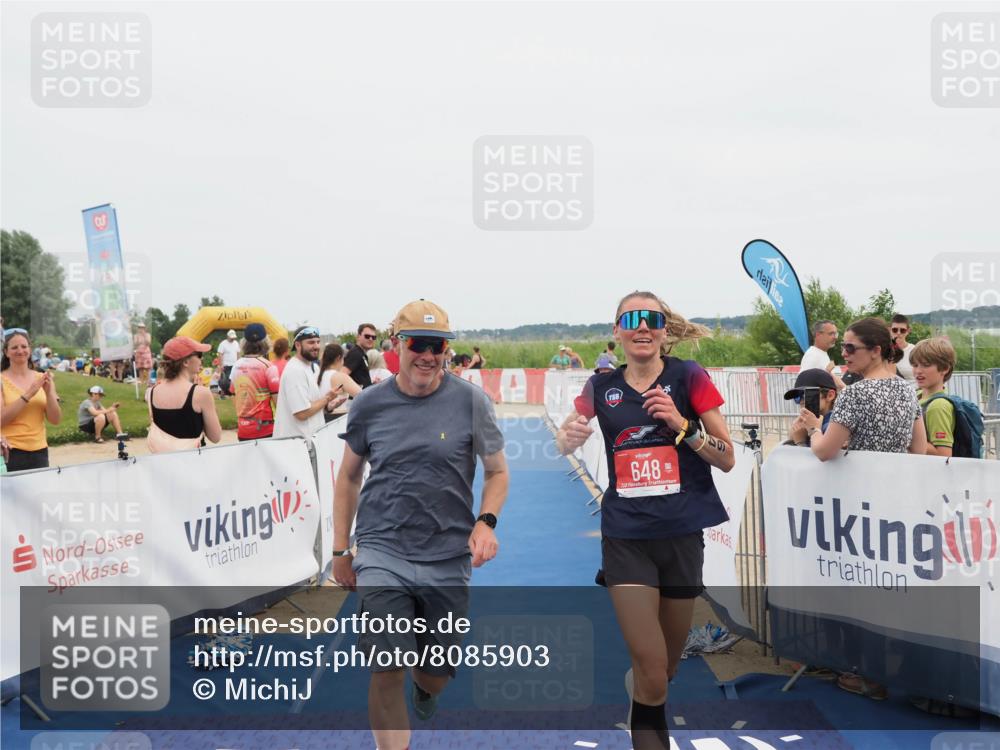 22.06.2025 - Viking Triathlon MichiJ http://msf.ph/oto/8085903 22.06.2025 14:46:24 Ziel 648 meine-sportfotos.de