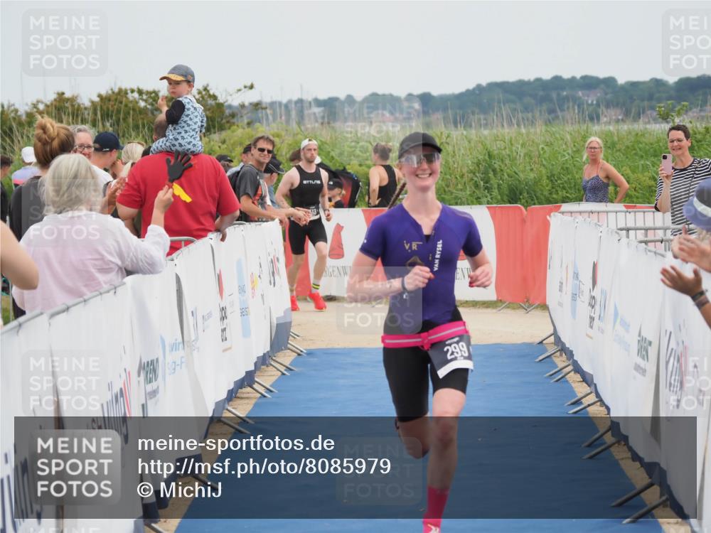 22.06.2025 - Viking Triathlon MichiJ http://msf.ph/oto/8085979 22.06.2025 14:47:02 Ziel 299 meine-sportfotos.de