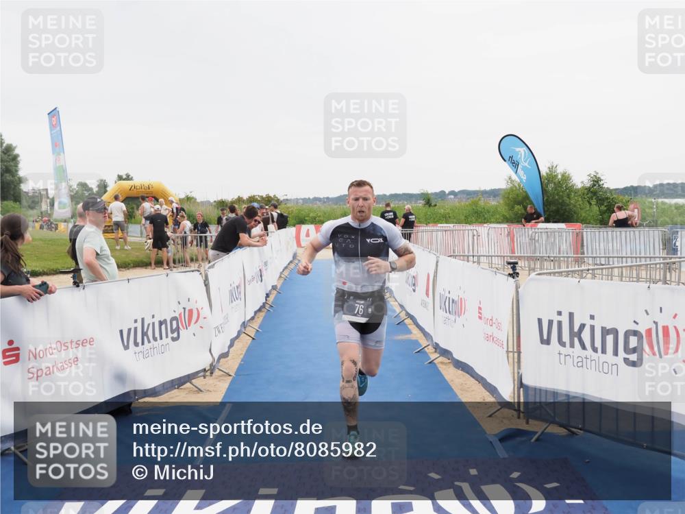 22.06.2025 - Viking Triathlon MichiJ http://msf.ph/oto/8085982 22.06.2025 16:13:43 Ziel 76 meine-sportfotos.de