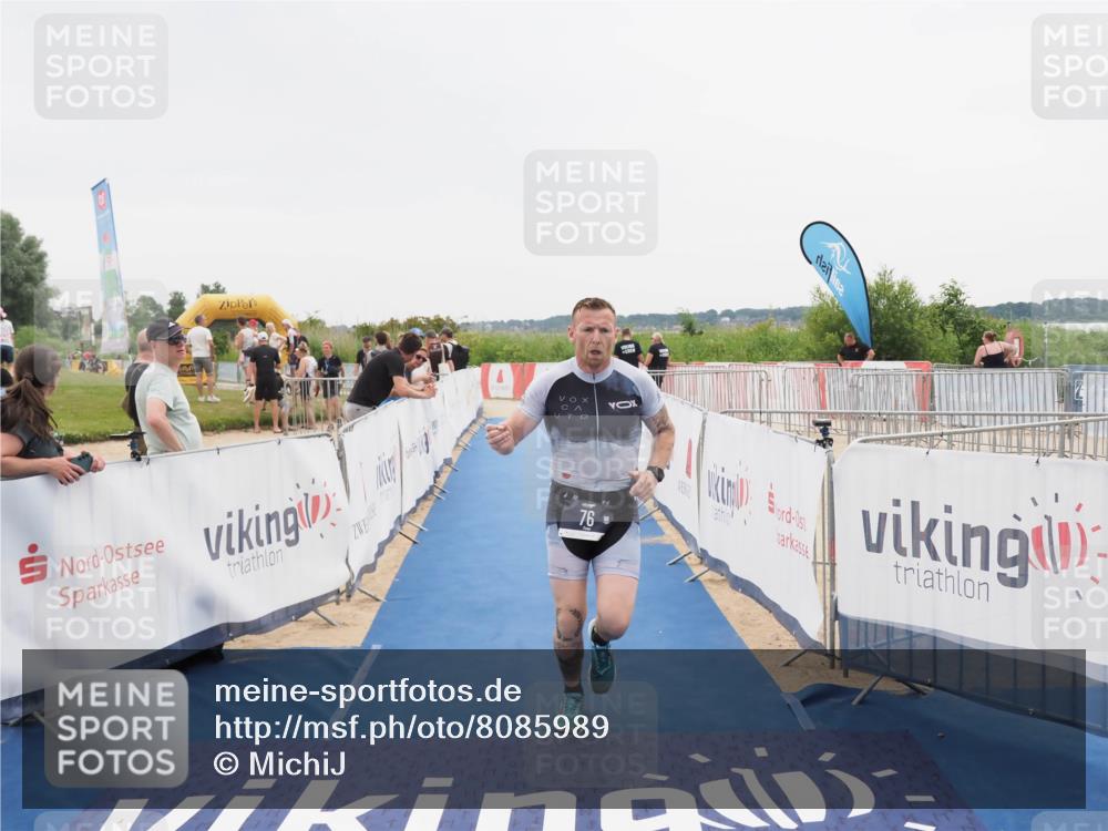 22.06.2025 - Viking Triathlon MichiJ http://msf.ph/oto/8085989 22.06.2025 16:13:43 Ziel 76 meine-sportfotos.de