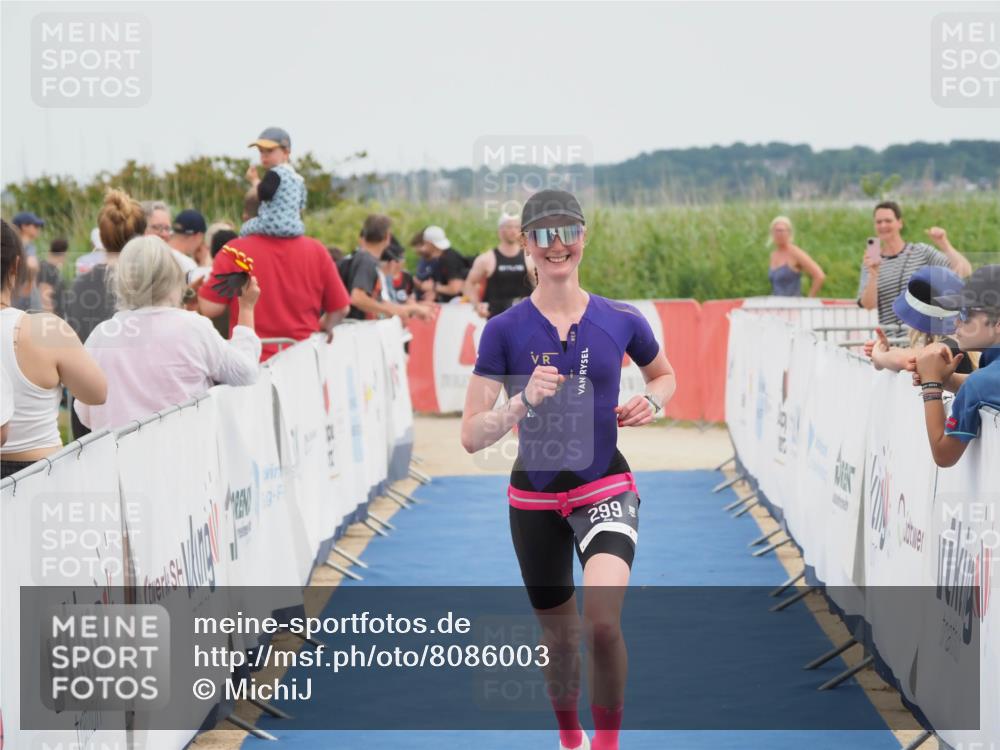 22.06.2025 - Viking Triathlon MichiJ http://msf.ph/oto/8086003 22.06.2025 14:47:03 Ziel 299 meine-sportfotos.de