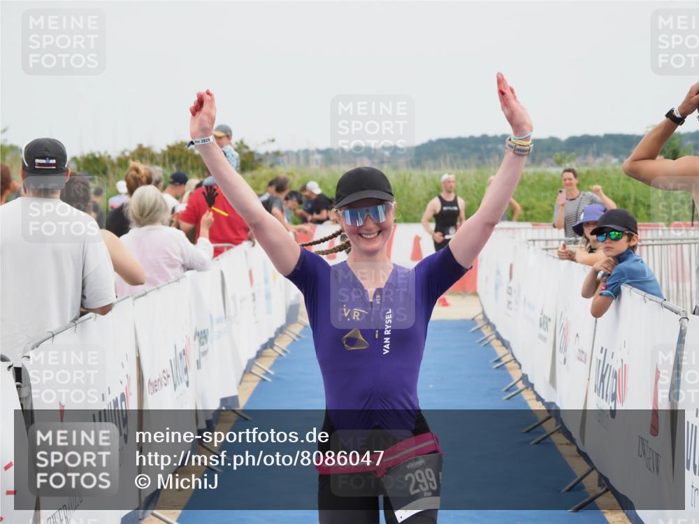22.06.2025 - Viking Triathlon MichiJ http://msf.ph/oto/8086047 22.06.2025 14:47:03 Ziel 299 meine-sportfotos.de