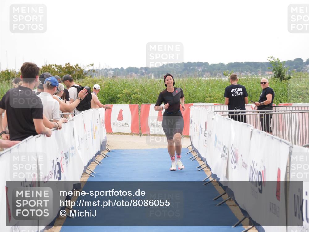 22.06.2025 - Viking Triathlon MichiJ http://msf.ph/oto/8086055 22.06.2025 16:14:51 Ziel 408 meine-sportfotos.de