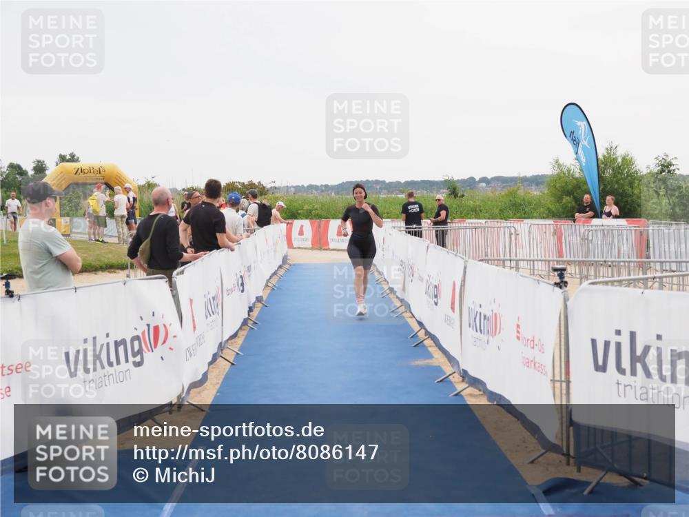 22.06.2025 - Viking Triathlon MichiJ http://msf.ph/oto/8086147 22.06.2025 16:14:52 Ziel 408 meine-sportfotos.de