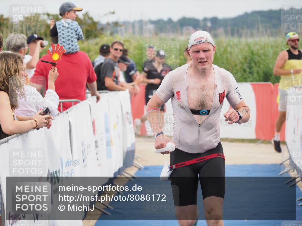 22.06.2025 - Viking Triathlon MichiJ http://msf.ph/oto/8086172 22.06.2025 14:47:39 Ziel 556 meine-sportfotos.de