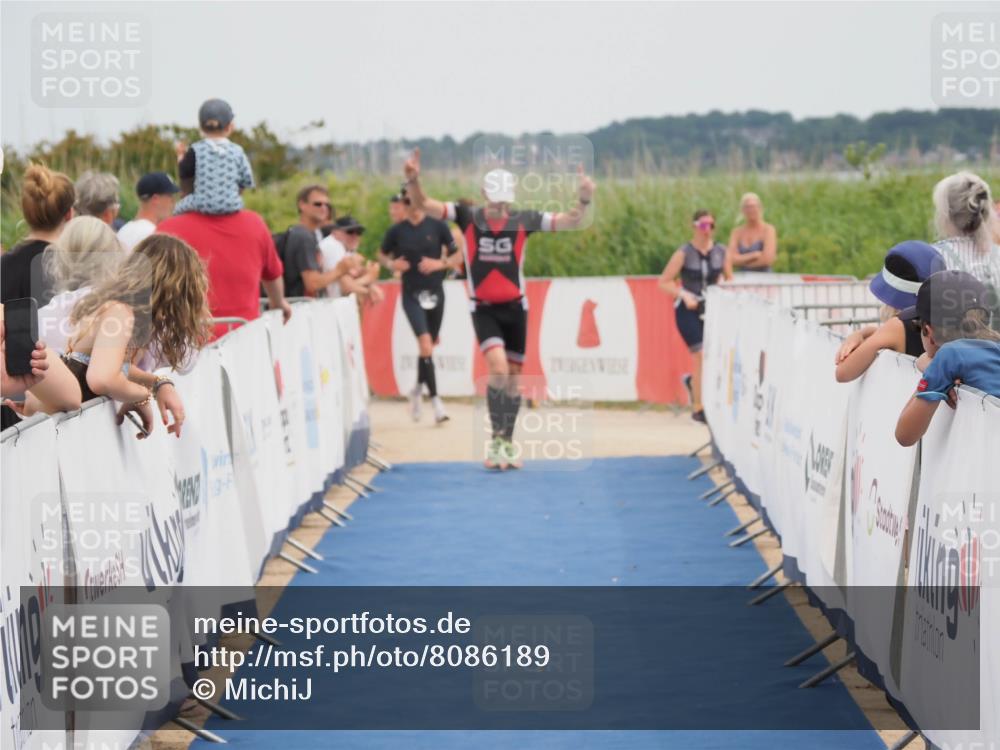 22.06.2025 - Viking Triathlon MichiJ http://msf.ph/oto/8086189 22.06.2025 14:47:59 Ziel 145, 520 meine-sportfotos.de