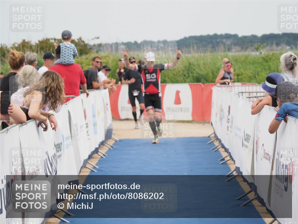 22.06.2025 - Viking Triathlon MichiJ http://msf.ph/oto/8086202 22.06.2025 14:47:59 Ziel 145, 520 meine-sportfotos.de