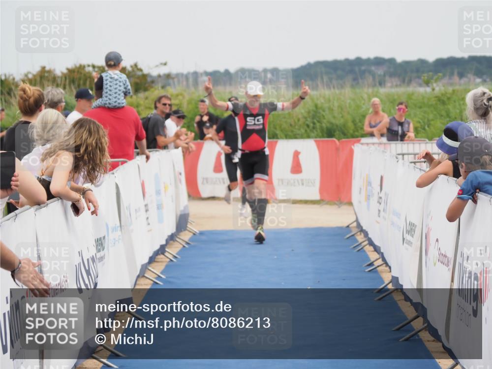 22.06.2025 - Viking Triathlon MichiJ http://msf.ph/oto/8086213 22.06.2025 14:47:59 Ziel 145, 520 meine-sportfotos.de