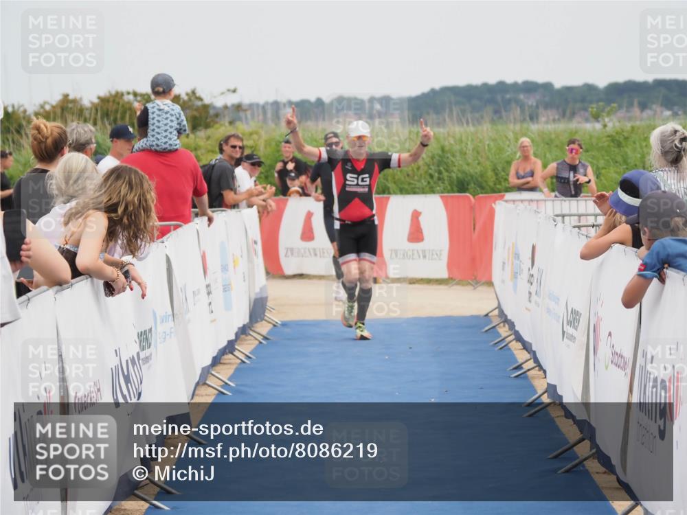 22.06.2025 - Viking Triathlon MichiJ http://msf.ph/oto/8086219 22.06.2025 14:47:59 Ziel 145, 520 meine-sportfotos.de