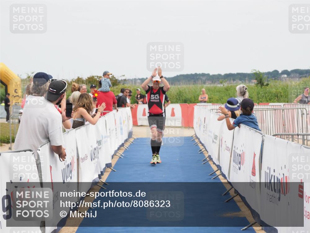22.06.2025 - Viking Triathlon MichiJ http://msf.ph/oto/8086323 22.06.2025 14:48:01 Ziel 145, 520 meine-sportfotos.de